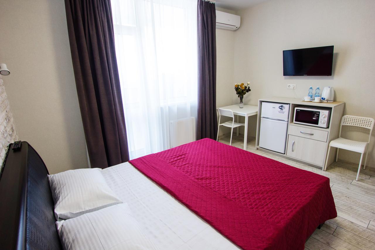 East Residence White Kyiv Exterior photo