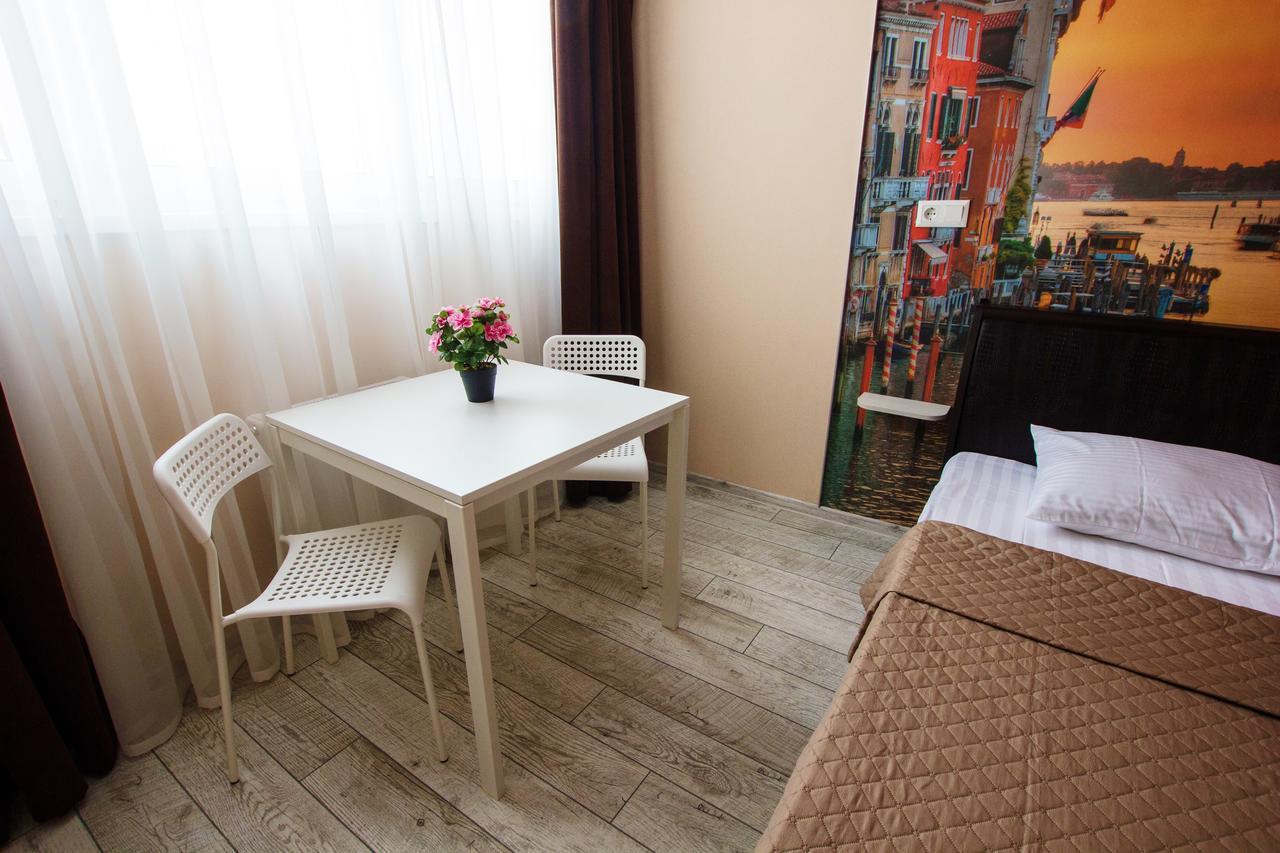East Residence White Kyiv Exterior photo